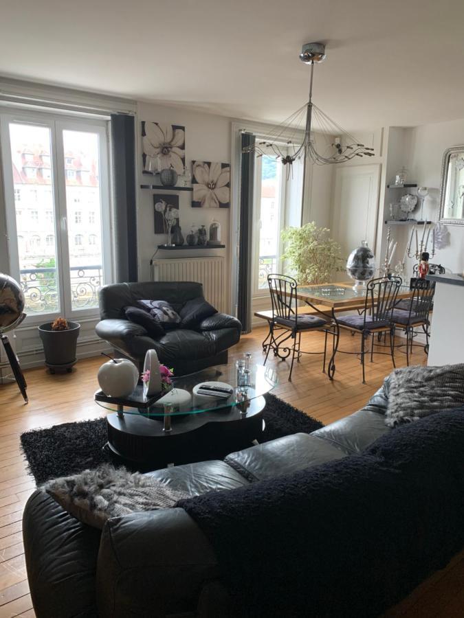 Appartement Au Quai 1921 Безансон Екстериор снимка